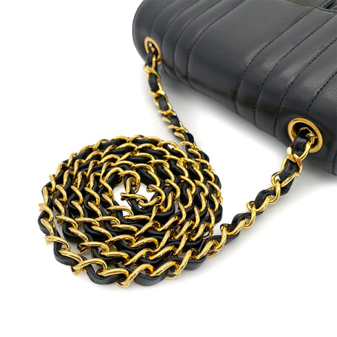 CHANEL VINTAGE MADEMOISELLE CHAIN SHOULDER BAG BLACK LAMB SKIN 90261604 - PURPOSE