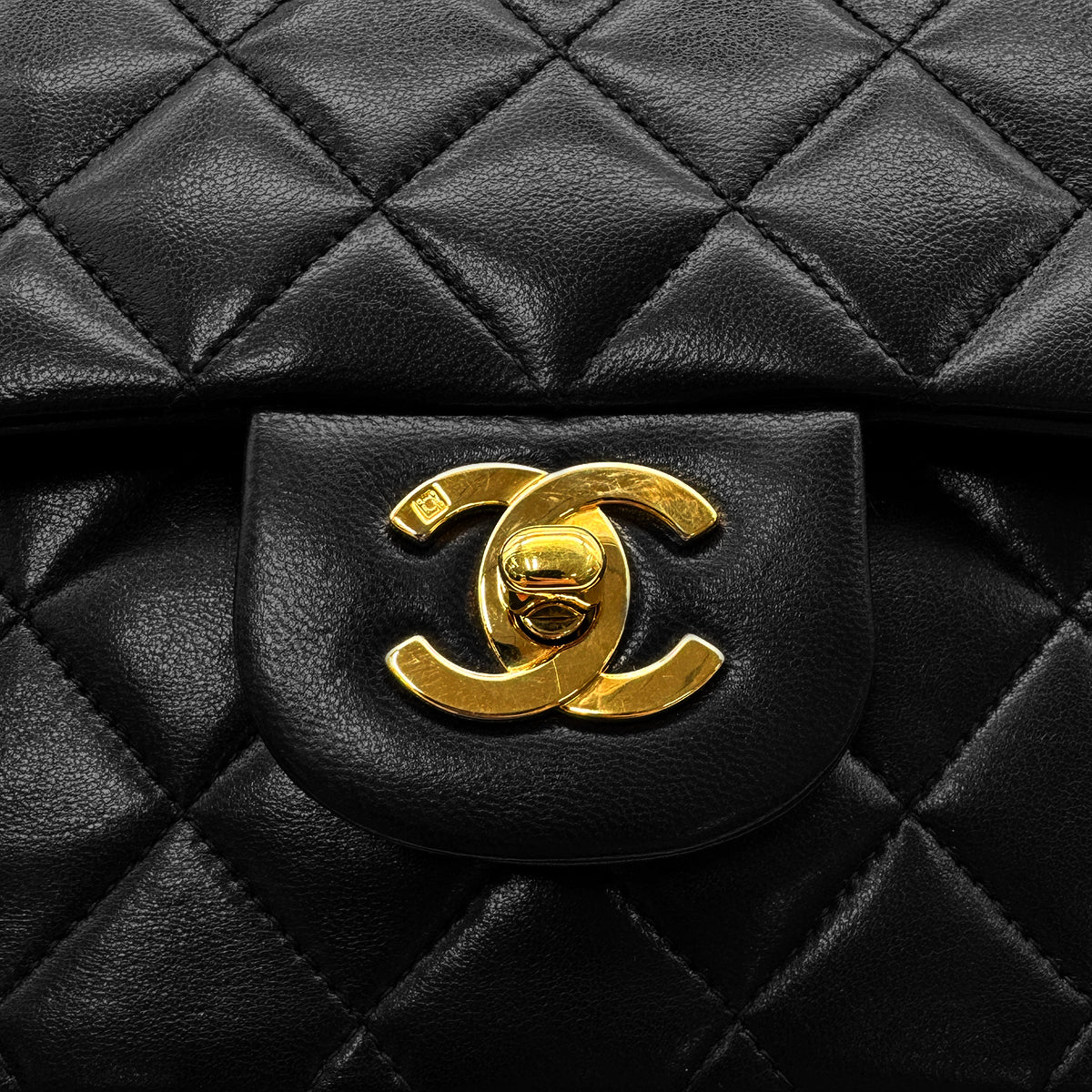 CHANEL VINTAGE CLASSIC FLAP MEDIUM CHAIN SHOULDER BAG BLACK LAMB SKIN 90261827
