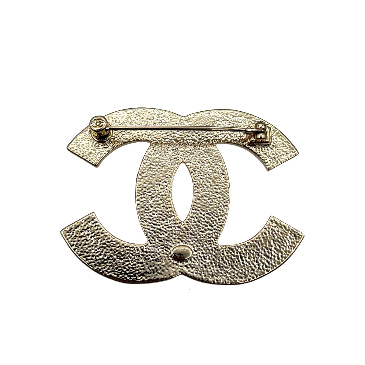 CHANEL BROACH WHITE ENAMEL COCOMARK ACCESSORY A22A 90263065