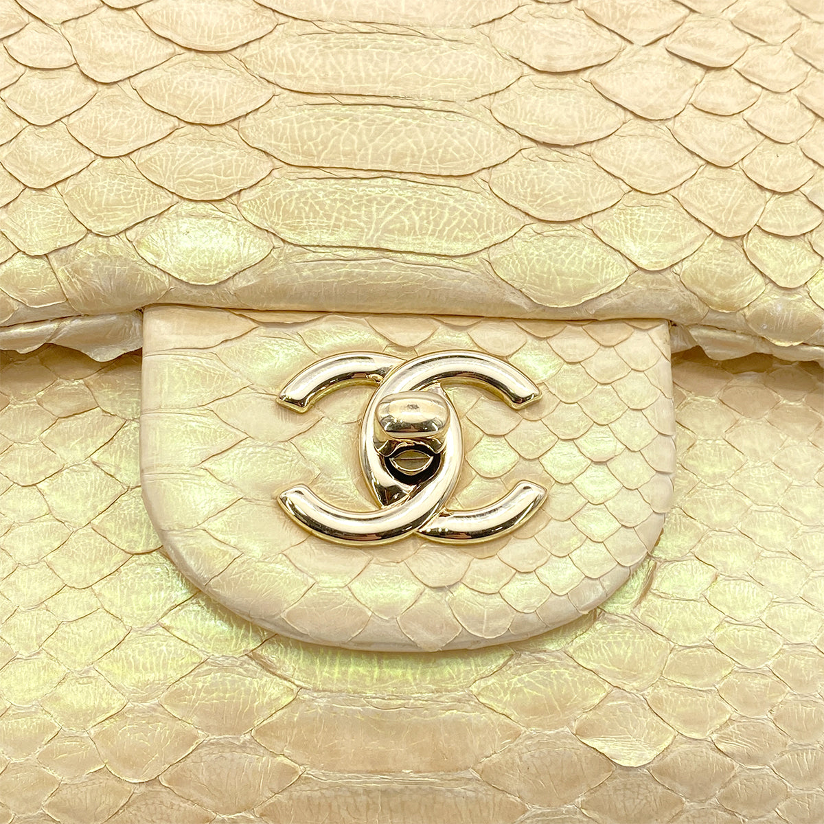 CHANEL VINTAGE CHAIN SHOULDER BAG BEIGE PYTHON 90263091