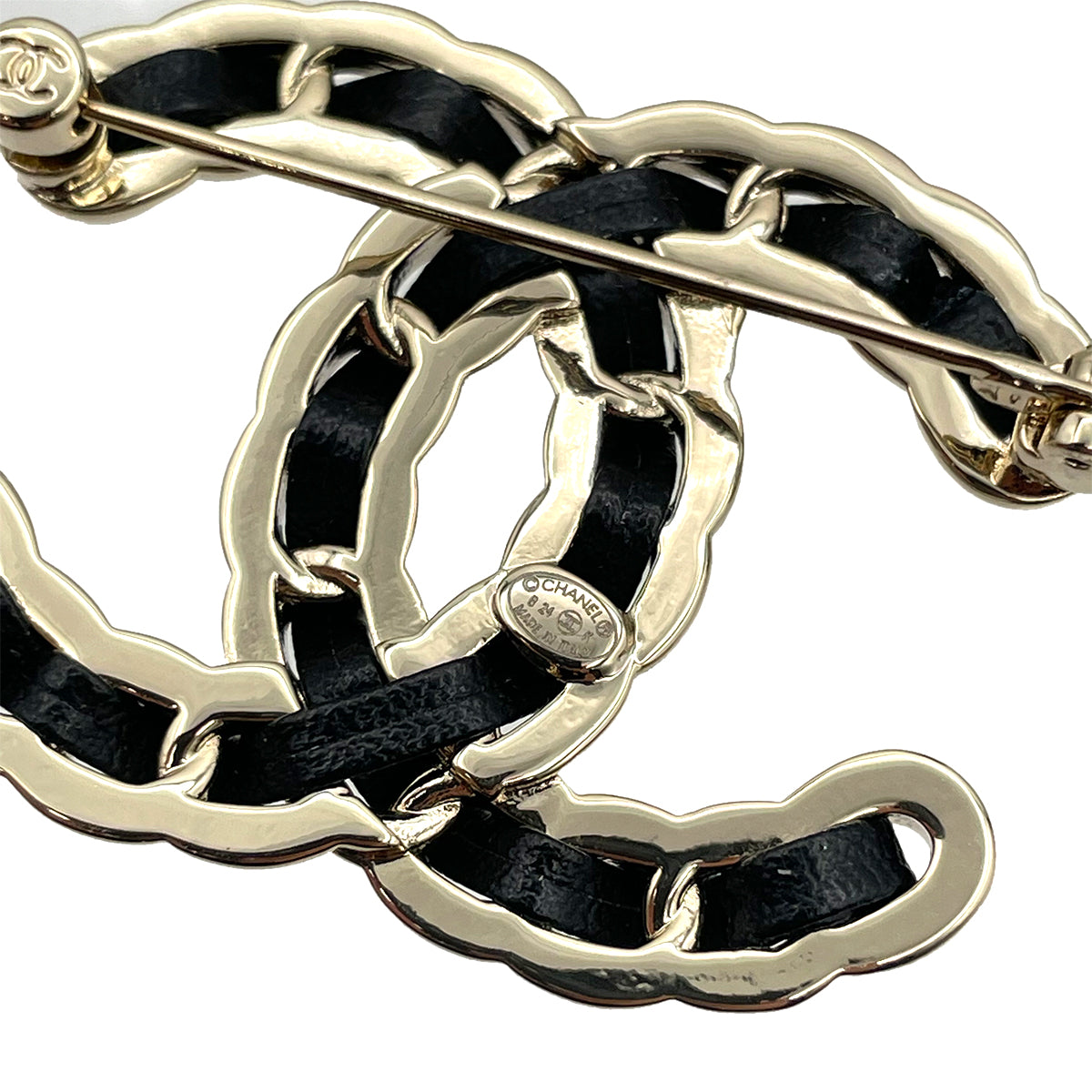 CHANEL BROACH BLACK LEATHER COCOMARK ACCESSORY B24K 90263159