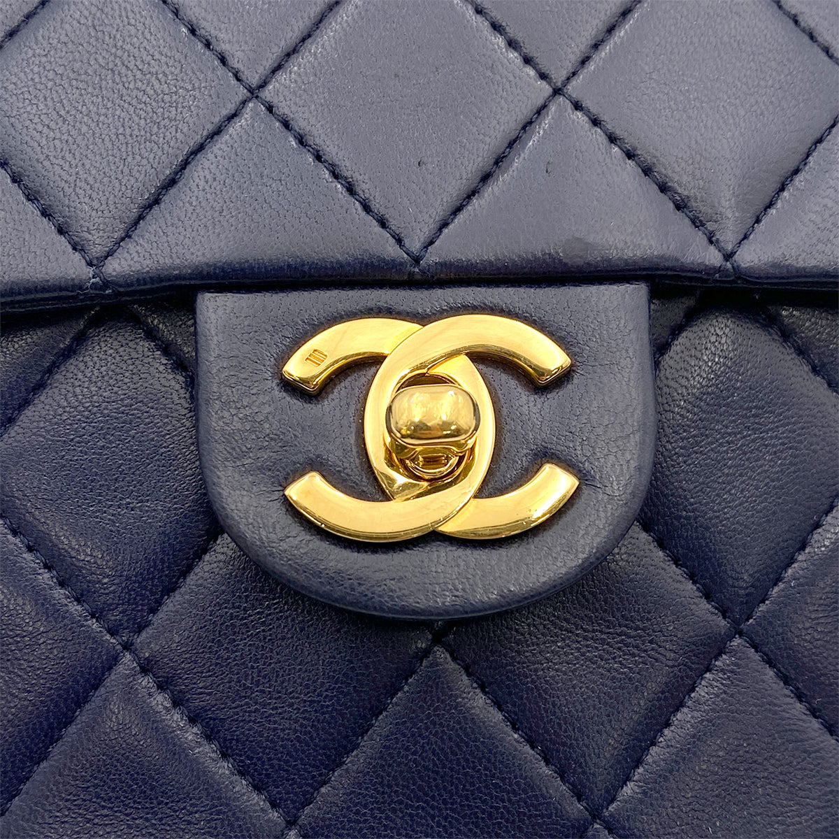 CHANEL VINTAGE MINI SQUARE 17 CHAIN SHOULDER BAG NAVY LAMB SKIN 90264360
