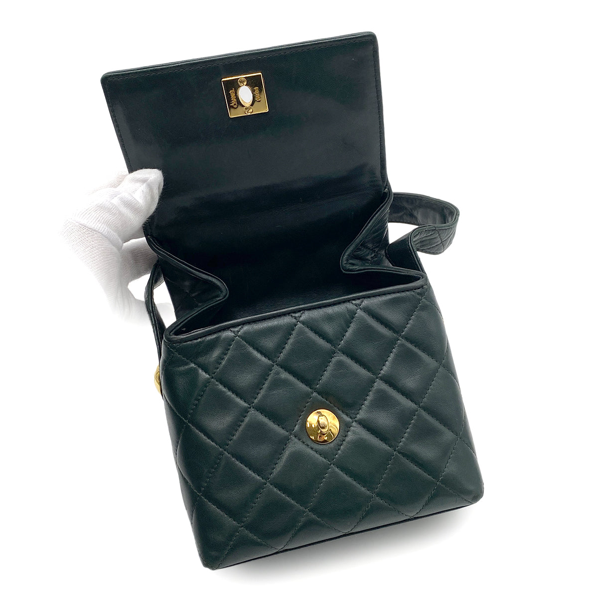 CHANEL VINTAGE MATELASSE HAND BAG DARK GREEN LAMB SKIN 90264371