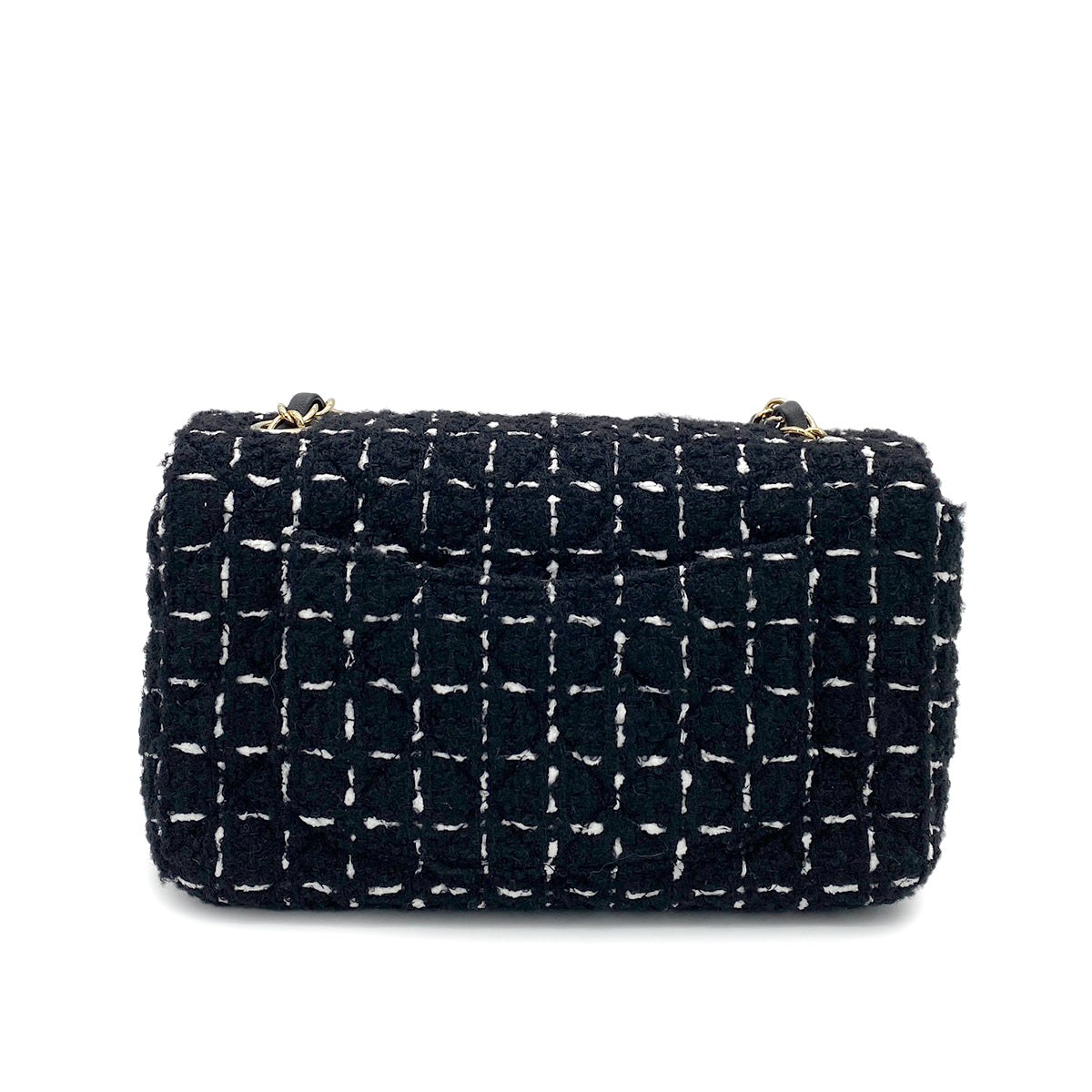 CHANEL CHAIN SHOULDER BAG BLACK WHITE TWEED 90264525