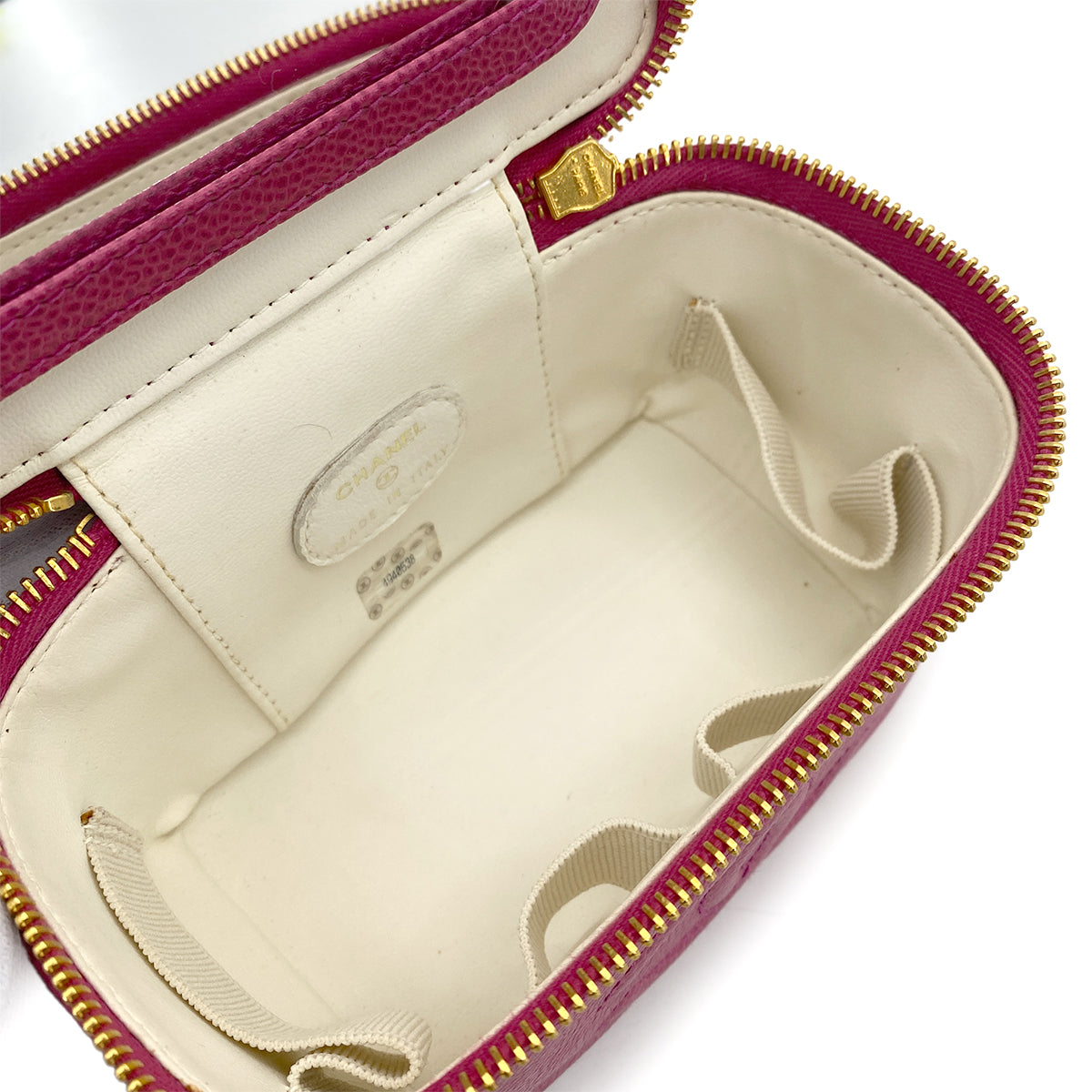CHANEL VINTAGE MINI VANITY HAND BAG PINK CAVIAR SKIN 90265907