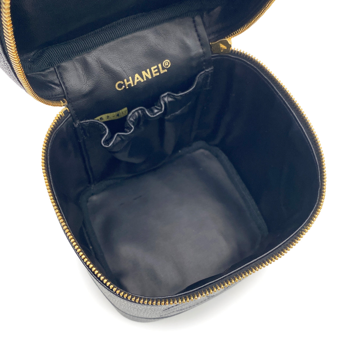 CHANEL VINTAGE VANITY HAND BAG BLACK CAVIAR SKIN 90266435