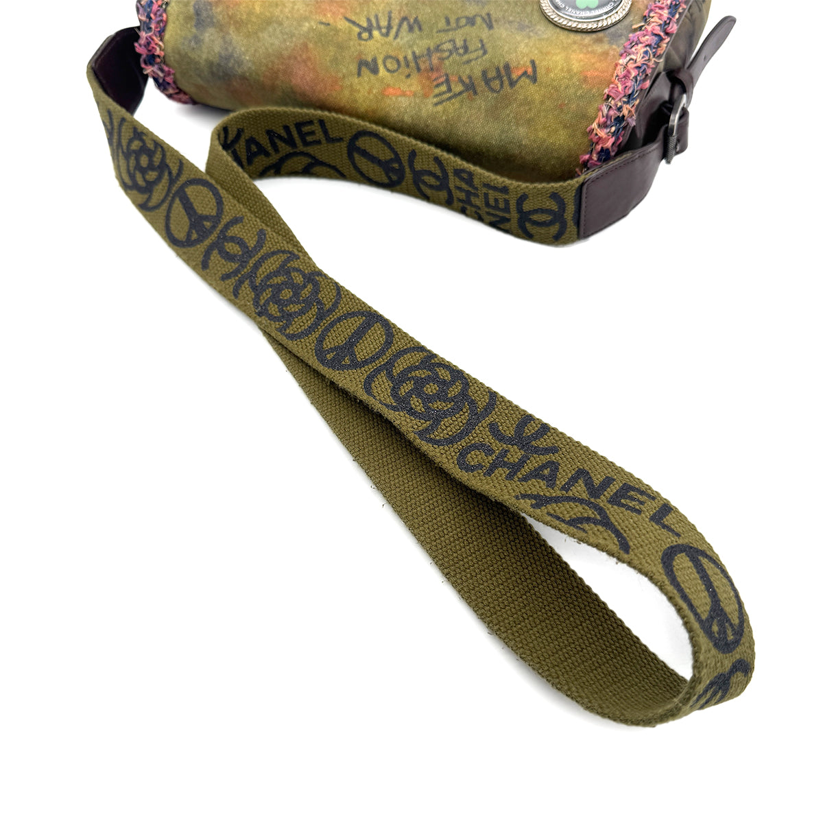 CHANEL EMBROIDERY GRAFFITI SHOULDER MESSENGER BAG CANVAS A92789 90267441