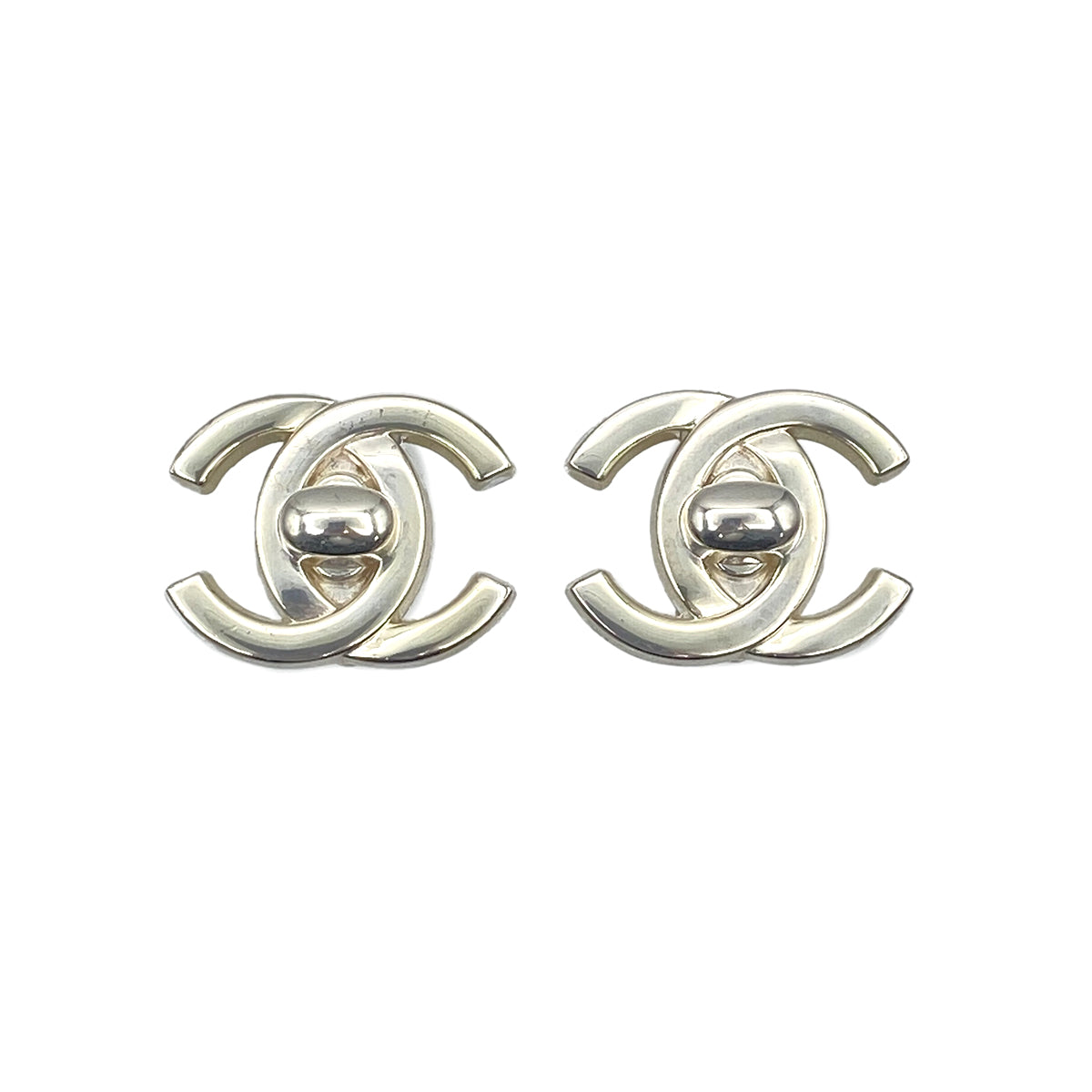 CHANEL VINTAGE EARRINGS TURN LOCK ACCESSORY 96P 90267792