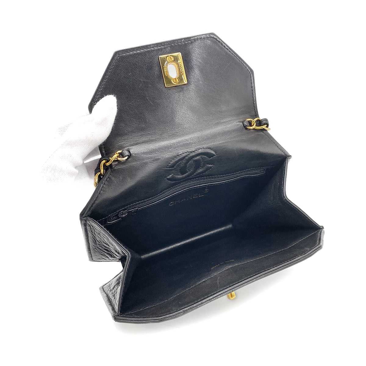 CHANEL VINTAGE OCTAGON CHAIN SHOULDER BAG BLACK LAMB SKIN 90268836