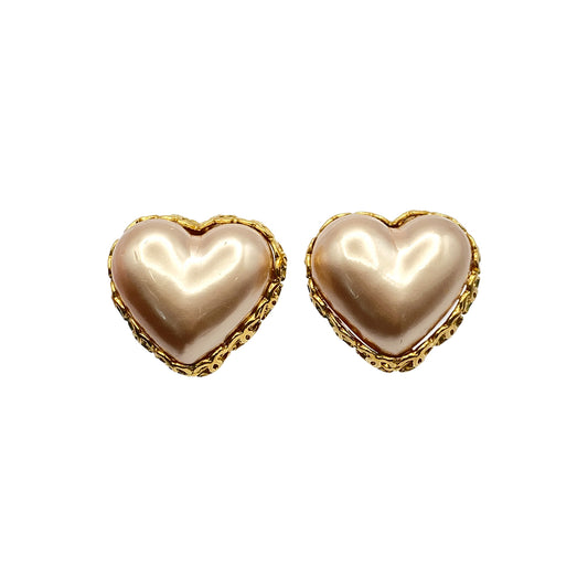 CHANEL VINTAGE EARRINGS COCOMARK HEART FAUX PEARL ACCESSORY 28 90269934