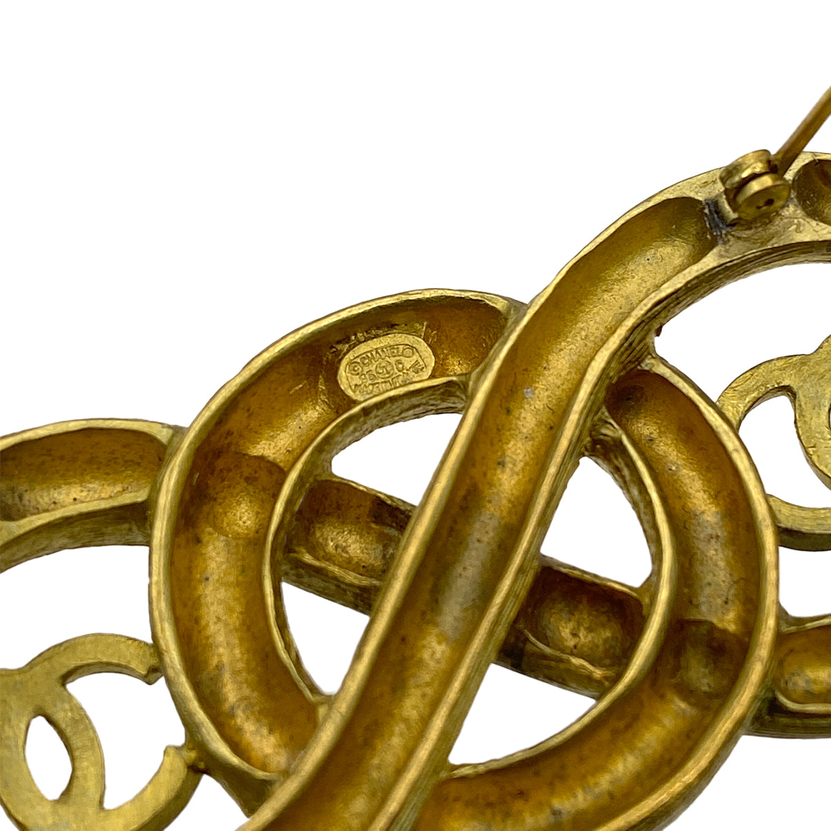 CHANEL VINTAGE COCOMARK BROOCH GOLD ACCESSORY 93C 90270329