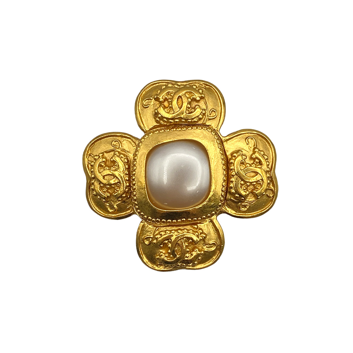 CHANEL VINTAGE COCOMARK BROOCH FAKE PEARL ACCESSORY 96A 90271304