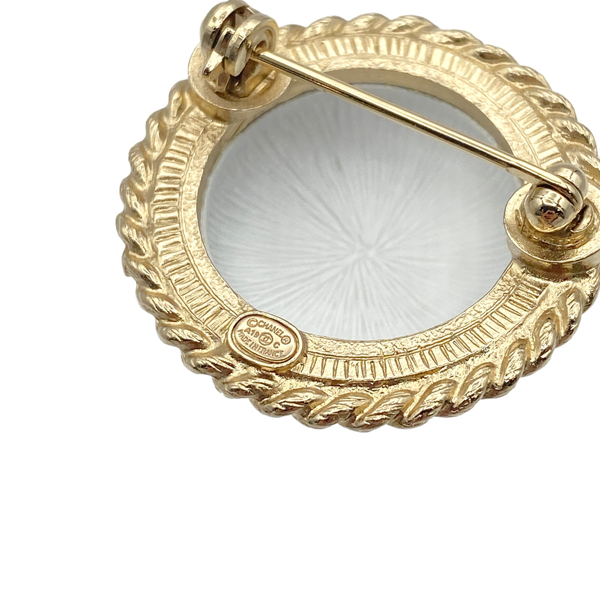CHANEL BROOCH COCOMARK MATELASSE WHITE ACCESSORY A19C 90271780