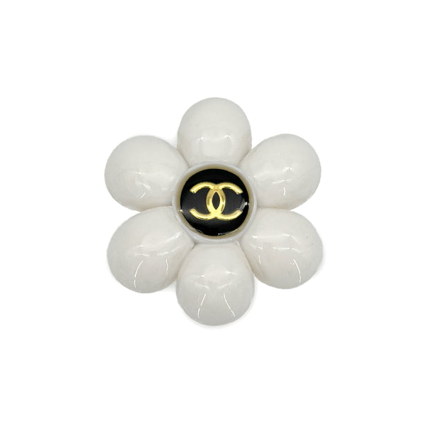 CHANEL VINTAGE COCOMARK BROOCH CAMELLIA WHITE ACCESSORY 96P 90271918 - PURPOSE