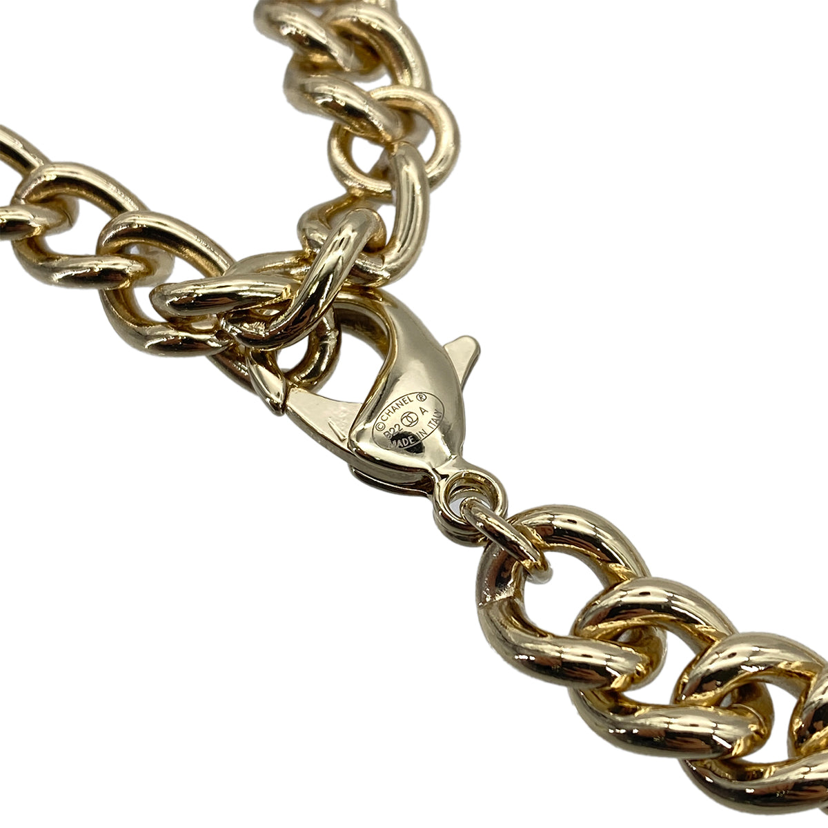 CHANEL NECKLACE LOGO BLACK WHITE ACCESSORY B22A 90272343