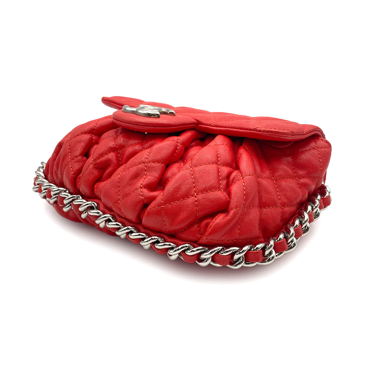 CHANEL MATELASSE CHAIN AROUND SHOULDER BAG RED CAVIAR SKIN 90272512