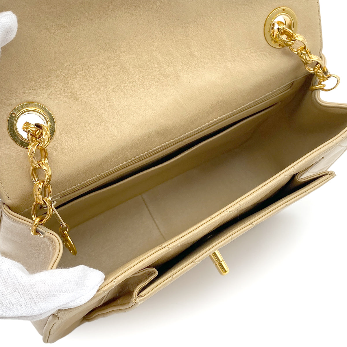 CHANEL VINTAGE MATELASSE BIJOU CHAIN SHOULDER BAG BEIGE LAMB SKIN 90272551