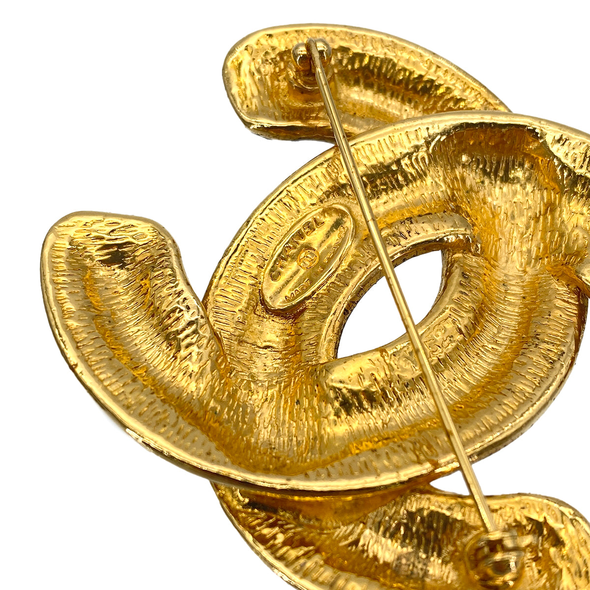 CHANEL VINTAGE MATELASSE COCOMARK BROOCH GOLD ACCESSORY 90273415