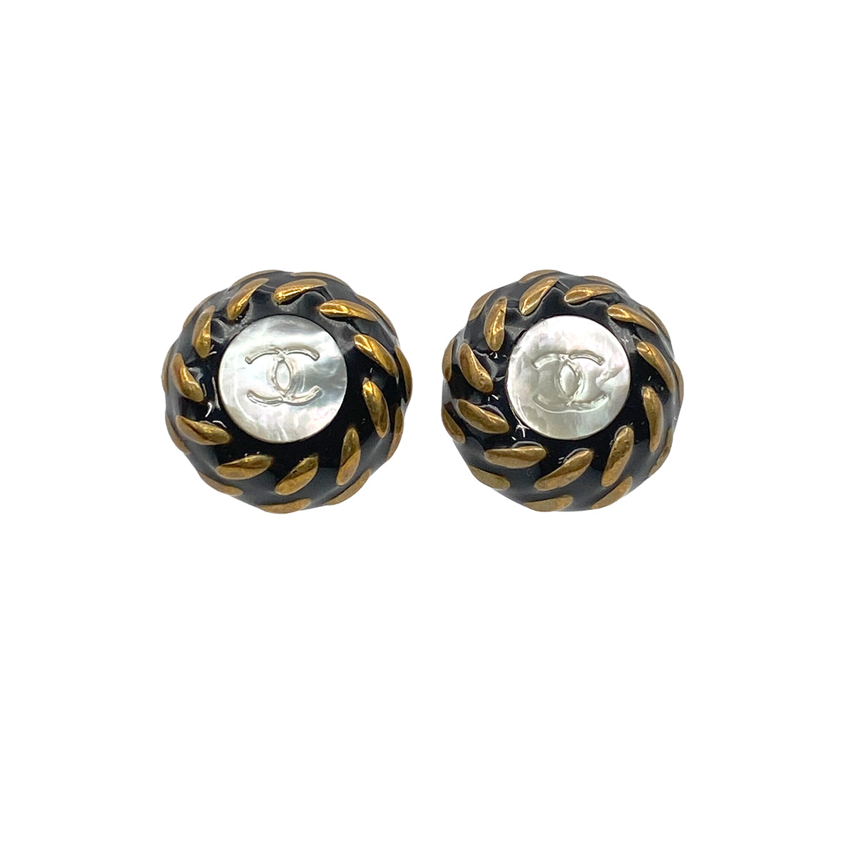 CHANEL VINTAGE EARRINGS COCOMARK ROUND ACCESSORY 97A 90274486