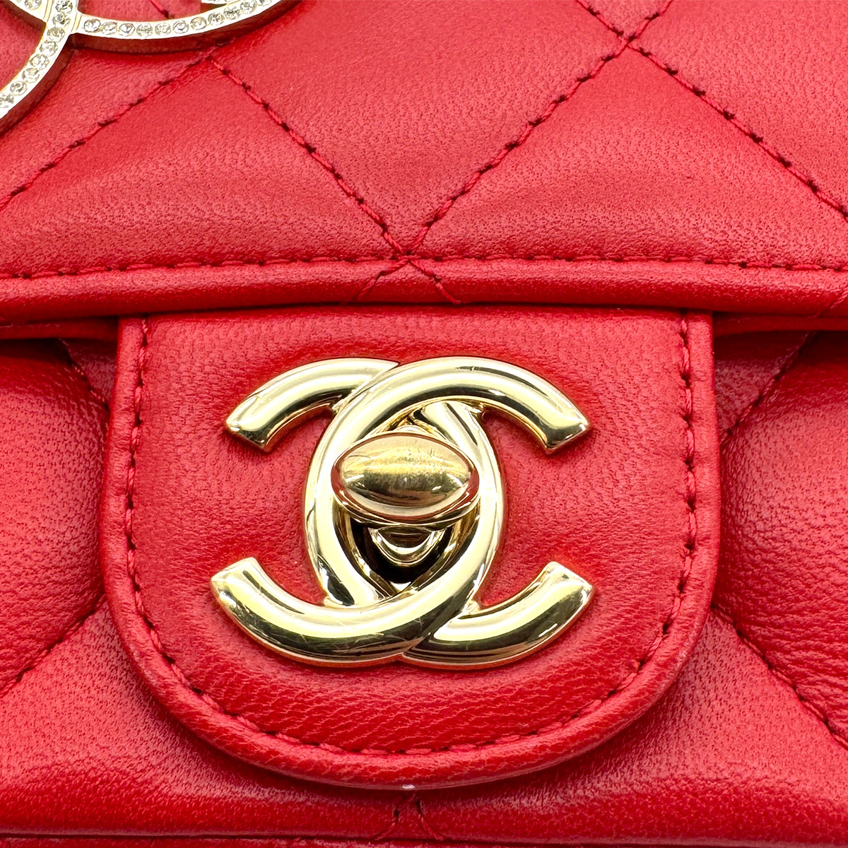 CHANEL MINI MATELASSE PEACE SIGN RHINESTONE CHAIN SHOULDER BAG RED LAMB SKIN 90275156