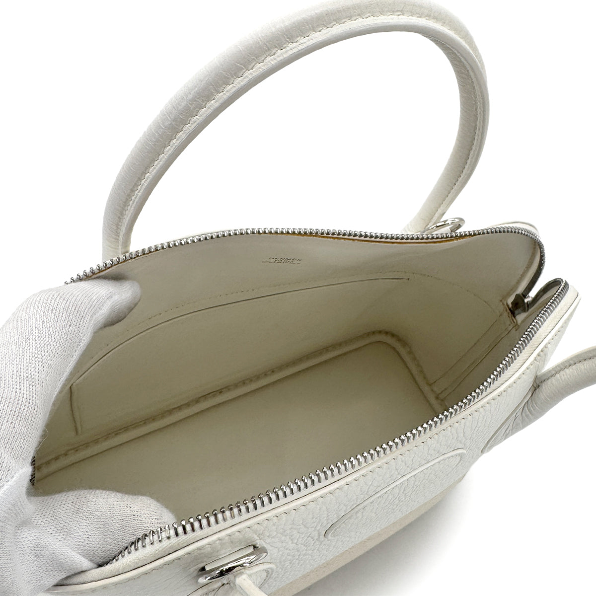 HERMES BOLIDE 31 WHITE NATURAL TAURILLON TOILE H HAND SHOULDER BAG ▢I 90275774