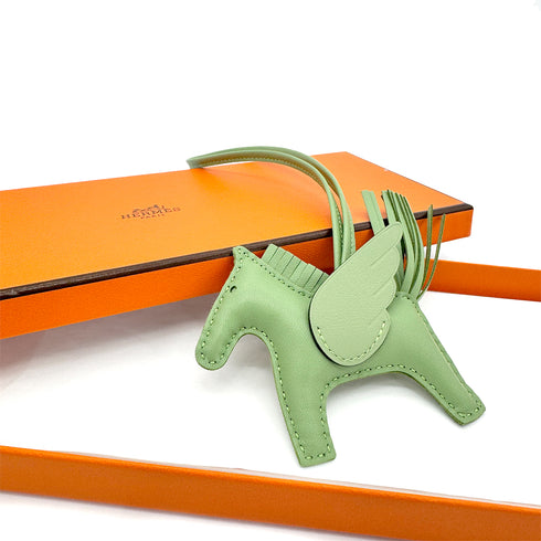 HERMES BAG CHARM RODEO PEGASUS PM VERT CRIQUET AGNEAU MILO B 90275797 - PURPOSE