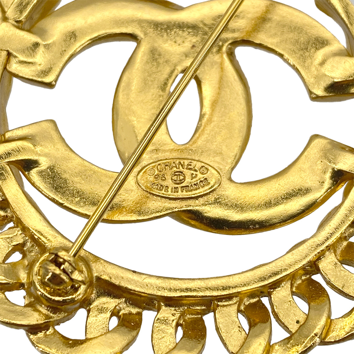 CHANEL VINTAGE COCOMARK ROUND BROOCH ACCESSORY GOLD 95P 90276786