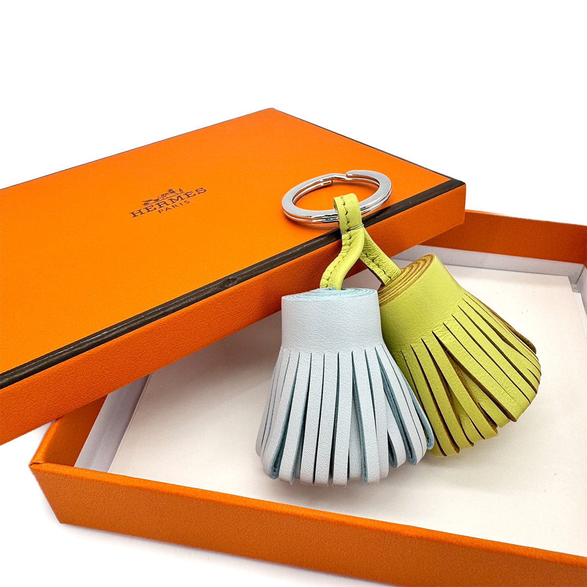 HERMES KEY CHARM CARMEN JAUNE BOURGEON BLEU BRUME AGNEAU MILO 90278479