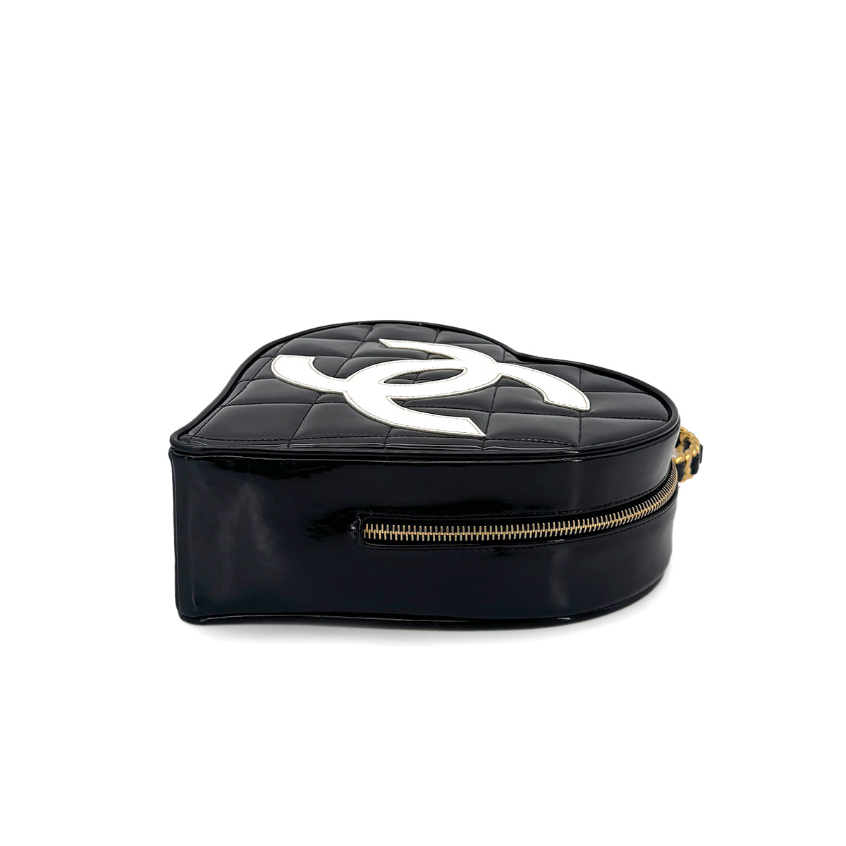 CHANEL VINTAGE MATELASSE HEART VANITY HAND BAG BLACK ENAMEL 90279823