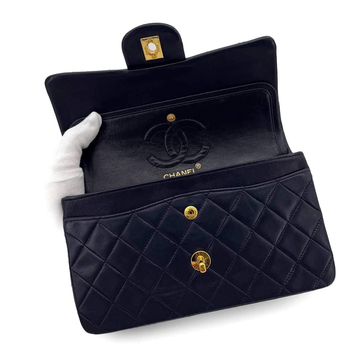 CHANEL VINTAGE CLASSIC FLAP SMALL CHAIN SHOULDER BAG NAVY LAMB SKIN 90280280
