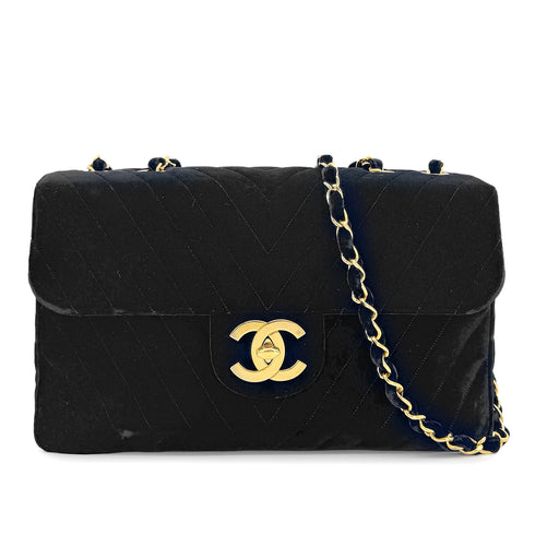 CHANEL VINTAGE CHEVRON CHAIN SHOULDER BAG BLACK VELOR 90280645 - PURPOSE