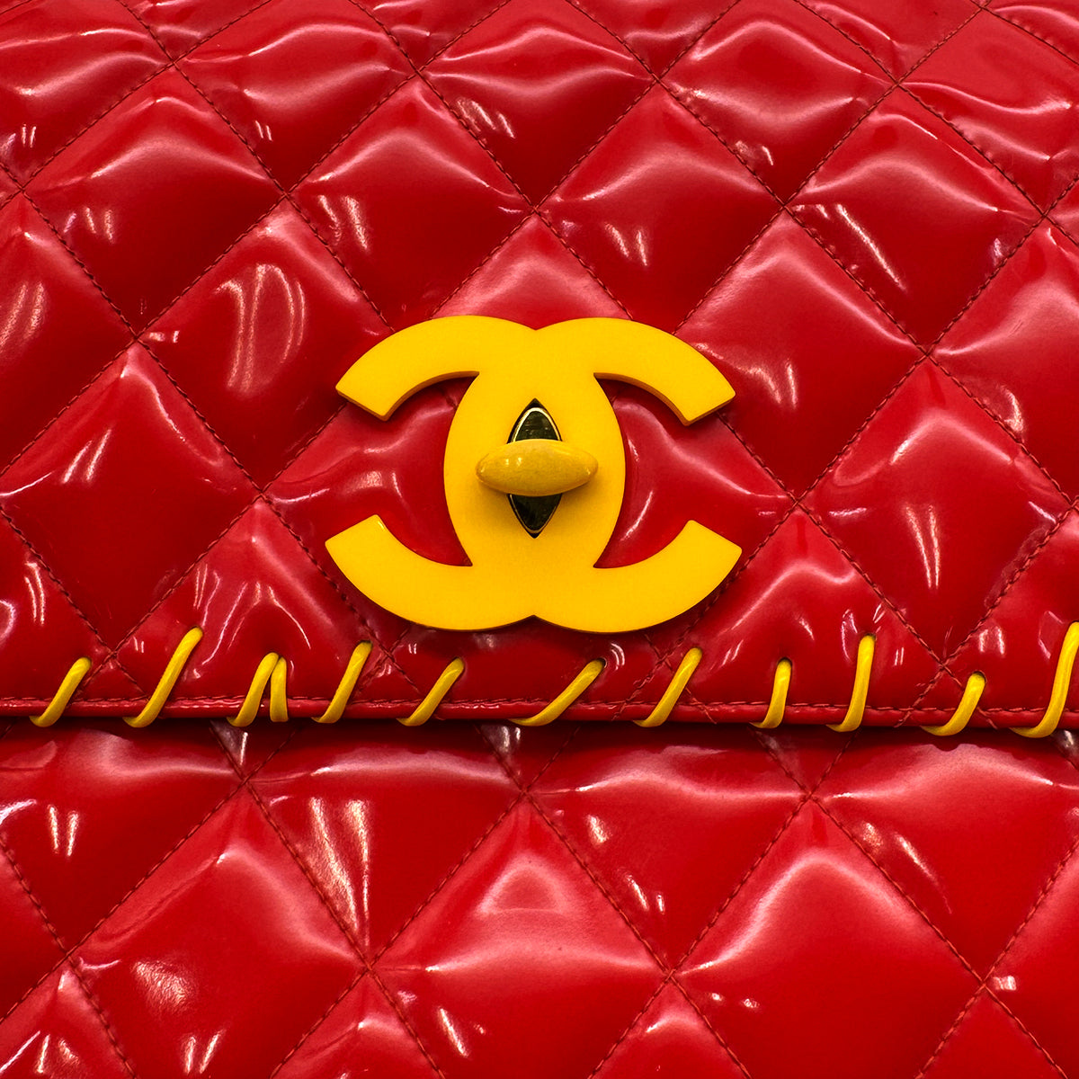 CHANEL VINTAGE MATELASSE CHAIN SHOULDER BAG COCOMARK RED YELLOW PATENT 90283107