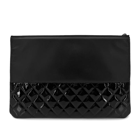 CHANEL MATELASSE CLUTCH BAG BLACK ENAMEL LEATHER 90283110 - PURPOSE