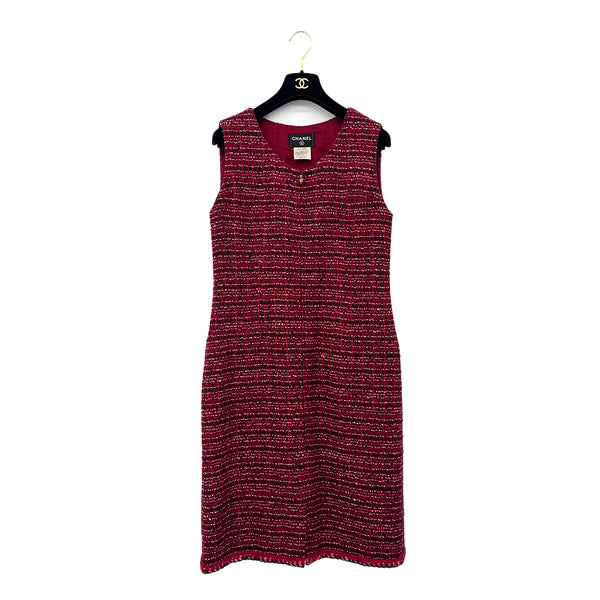 CHANEL TWEED COCO BUTTON SLEEVELESS ZIP DRESS RED WOOL 42 01A RTW 90283150