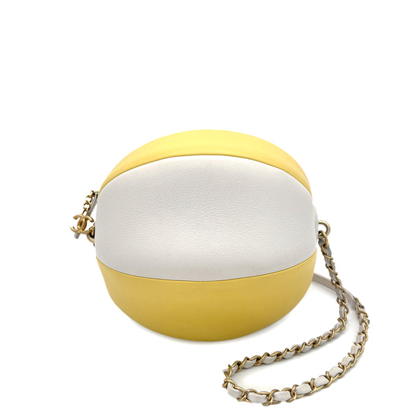 CHANEL BEACH COLLECTION 19SS BEACH BALL CHAIN SHOULDER BAG YELLOW WHITE LEATHER 90283470