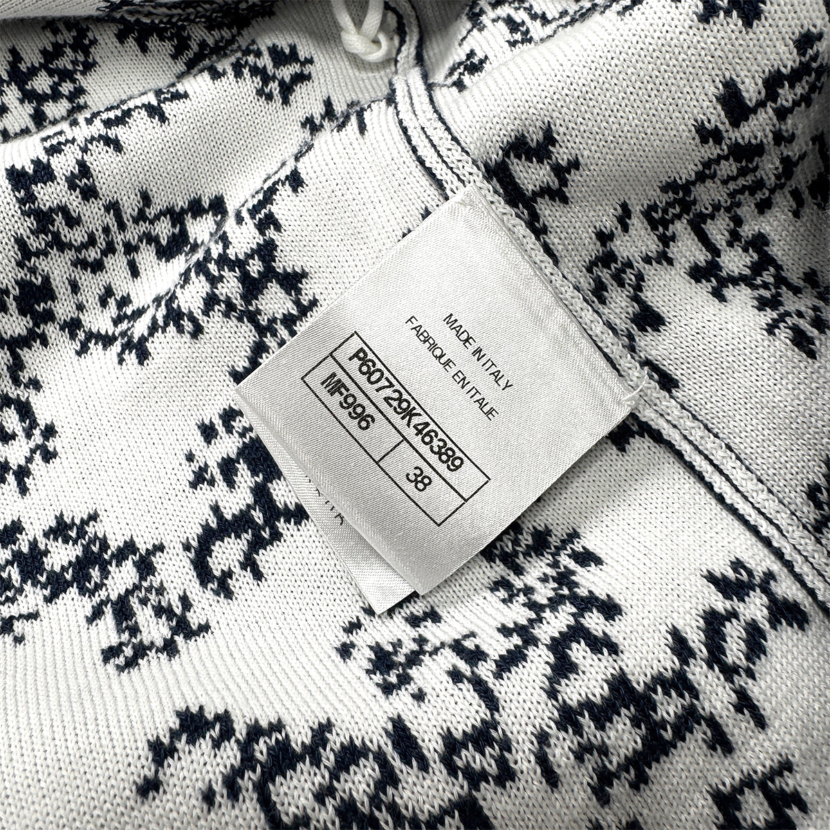 CHANEL COCOMARK PATTERN CARDIGAN NAVY WHITE 38 P60 RTW 90284445