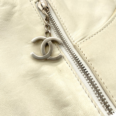 CHANEL VINTAGE COCOMARK RUNWAY FALL 2003 COLLECTION MATELASSE BODY BAG WHITE LAMB SKIN 90284561 - PURPOSE