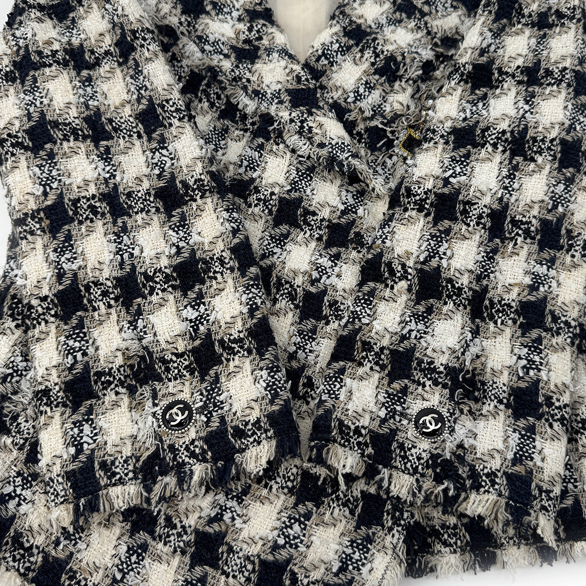CHANEL TWEED JACKET SKIRT SET COCOMARK RHINESTONE BLACK WHITE COTTON 36 07P RTW 90284578