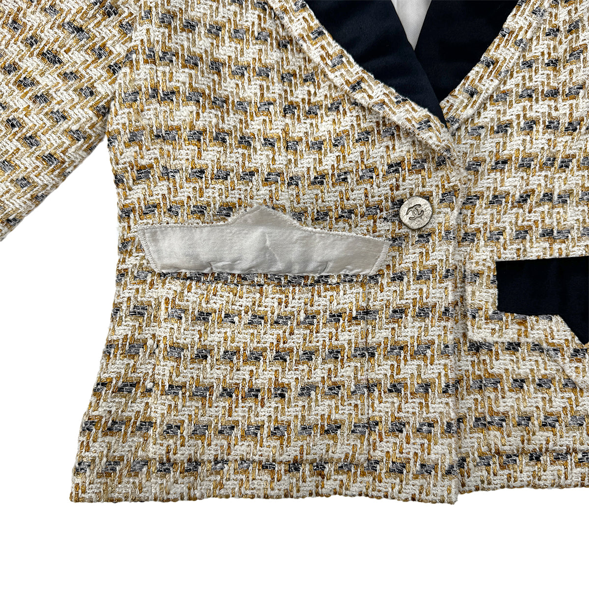 CHANEL TWEED JACKET SKIRT SET COCO BUTTON BEIGE WHITE VISCOSE 34 06P RTW 90284579