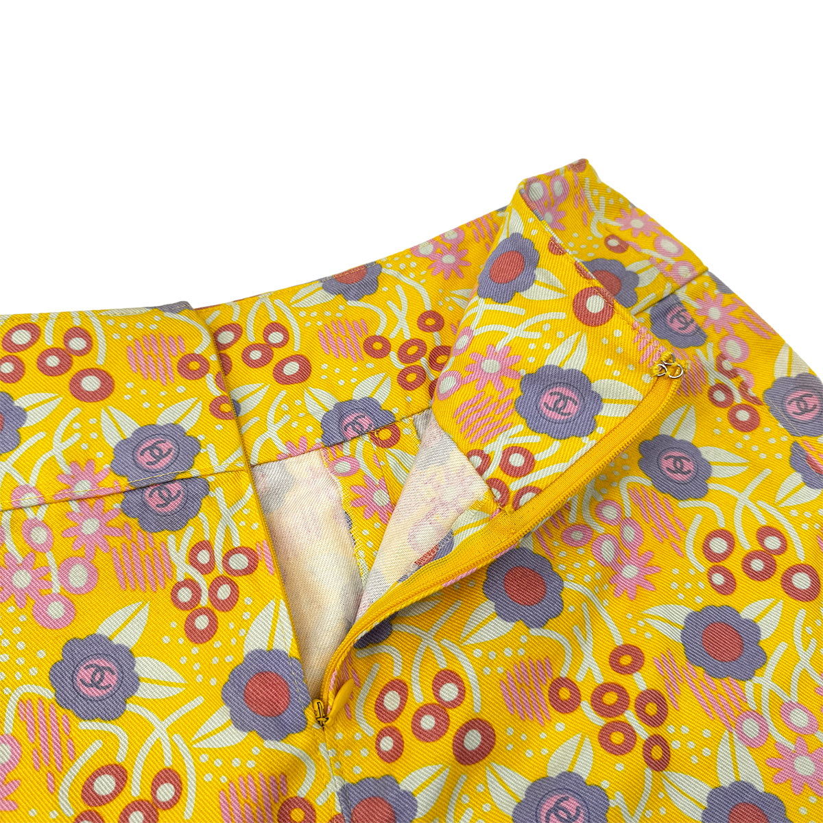 CHANEL COCO CAMELLIA PATTERN SHIRT SLEEVELESS TOP SKIRT SET YELLOW 36 03S RTW 90284581