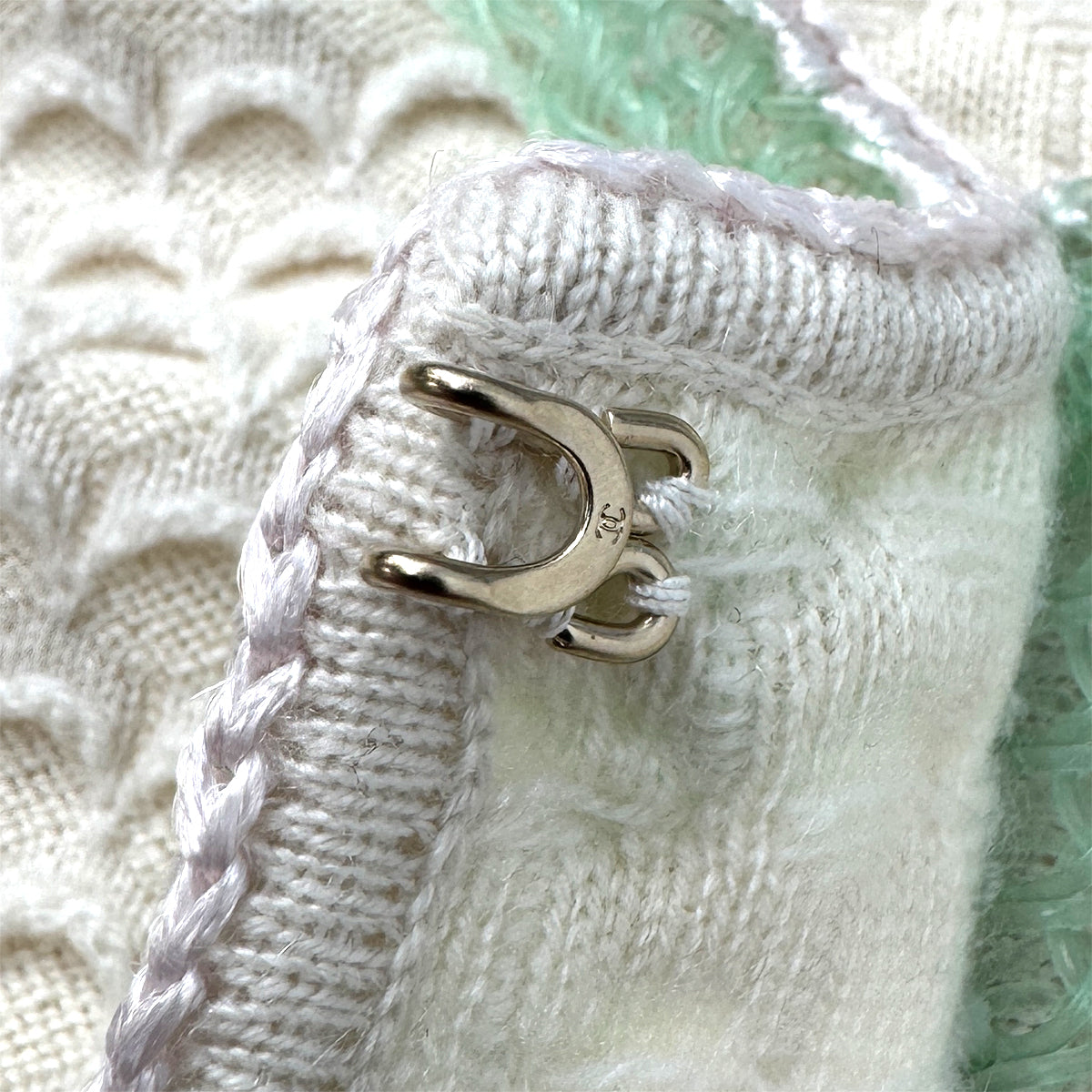 CHANEL TWEED FAUX PEARL BUTTON JACKET WHITE GREEN CASHMERE 38 P43 RTW 90285387