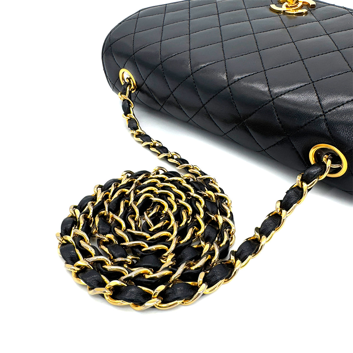 CHANEL VINTAGE MATELASSE HALF MOON CHAIN SHOULDER BAG BLACK LAMB SKIN 90285757