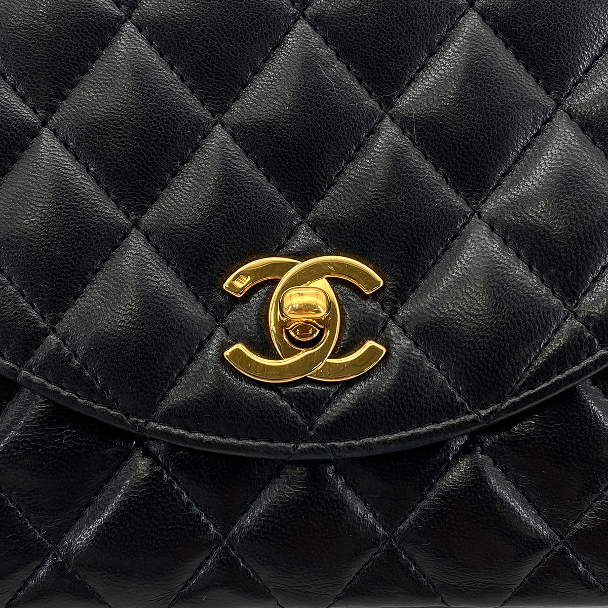 CHANEL VINTAGE MATELASSE HALF MOON CHAIN SHOULDER BAG BLACK LAMB SKIN 90285913