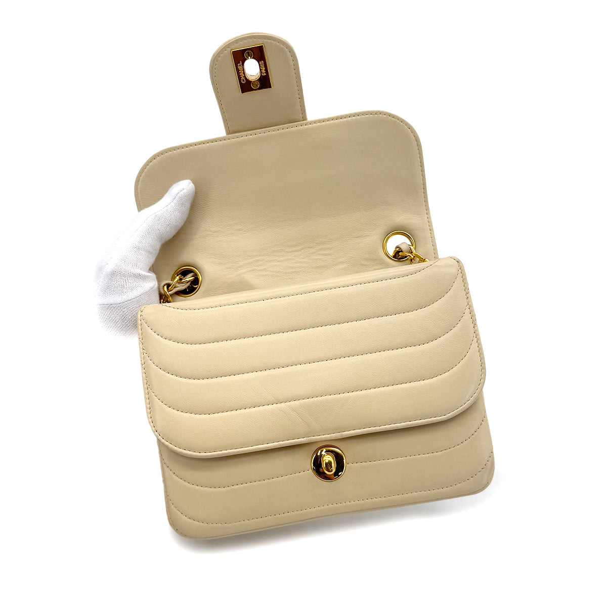CHANEL VINTAGE SEAGULL CHAIN SHOULDER FLAP BAG BEIGE LAMB SKIN 90286582