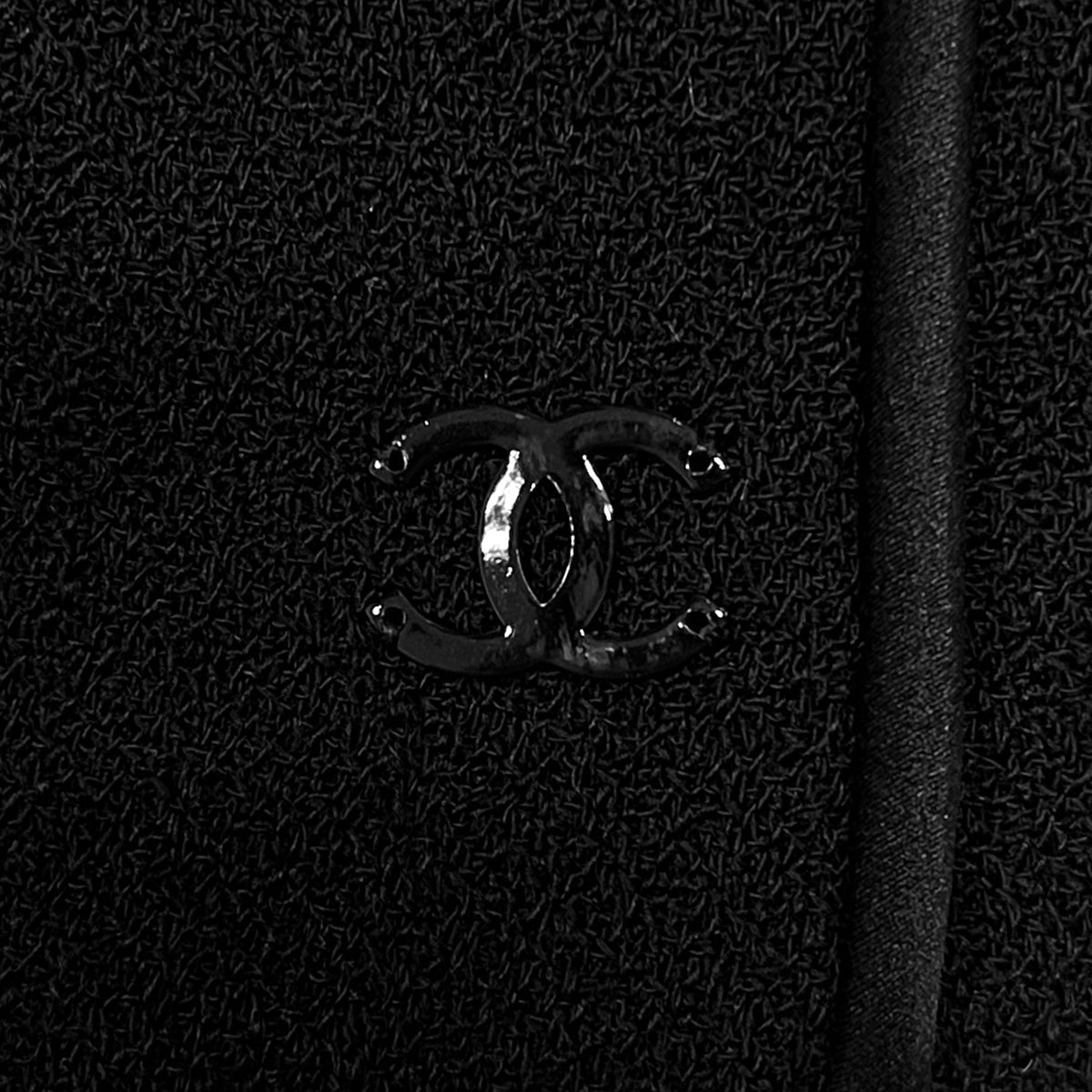 CHANEL COCO BUTTON JACKET BLACK WOOL 46 02A RTW 90287078