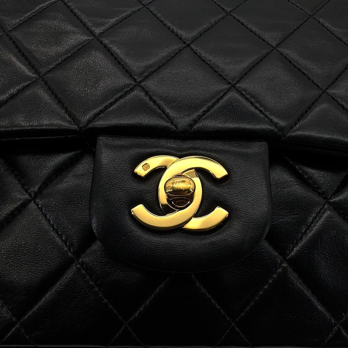 CHANEL VINTAGE CLASSIC FLAP MEDIUM CHAIN SHOULDER BAG BLACK LAMB SKIN 90287099