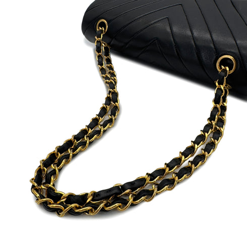 CHANEL VINTAGE CHEVRON CHAIN SHOULDER BAG BLACK LAMB SKIN 90287209 - PURPOSE