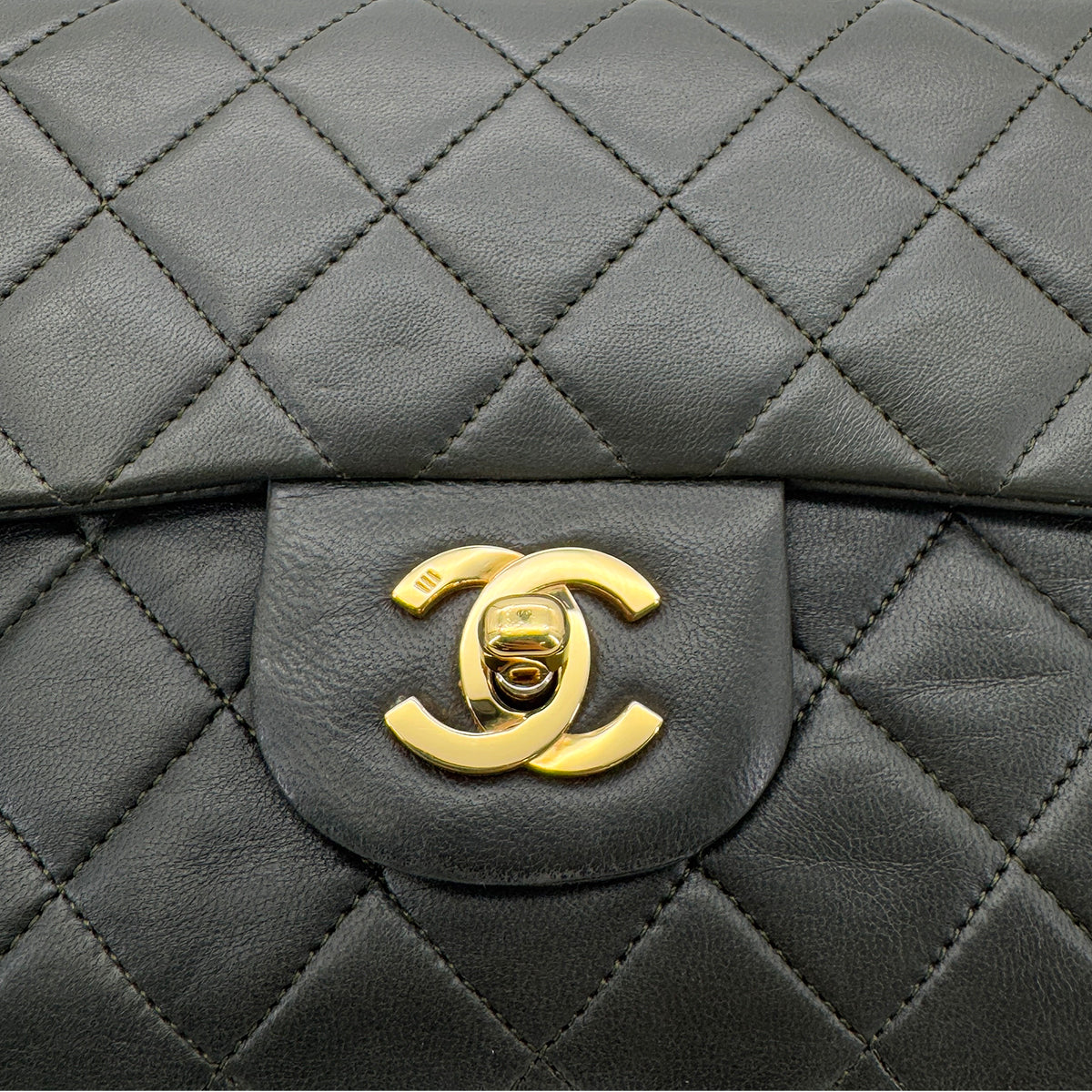 CHANEL VINTAGE CLASSIC FLAP SMALL CHAIN SHOULDER BAG KAHKI LAMB SKIN 90287216