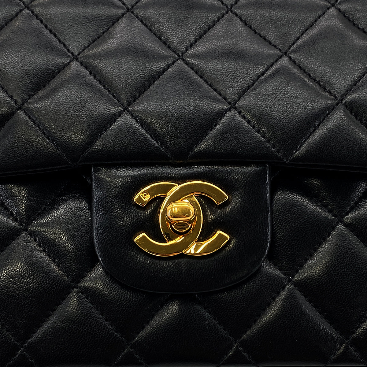CHANEL VINTAGE CLASSIC FLAP MEDIUM CHAIN SHOULDER BAG BLACK LAMB SKIN 90287230