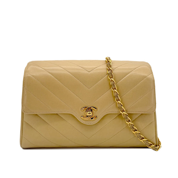 CHANEL VINTAGE CHEVRON V STITCH CHAIN SHUOLDER BAG BEIGE LAMB SKIN 90287240 - PURPOSE